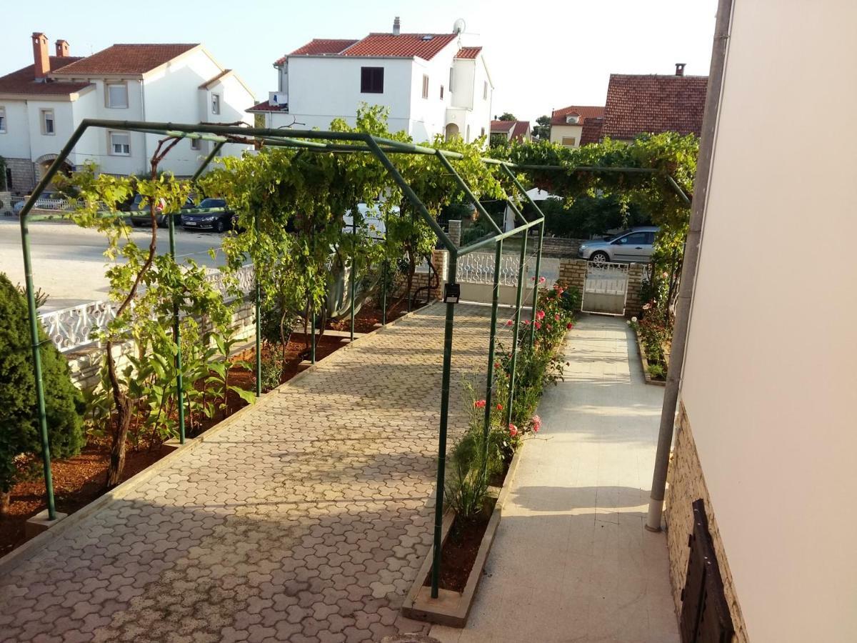 Villa Feodora Biograd Na Moru Luaran gambar