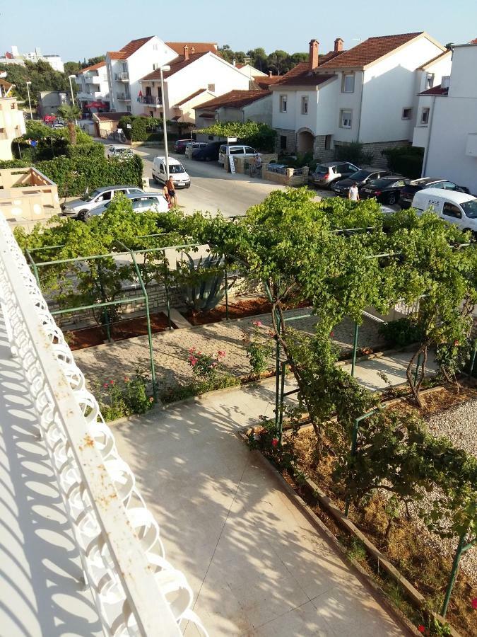 Villa Feodora Biograd Na Moru Luaran gambar