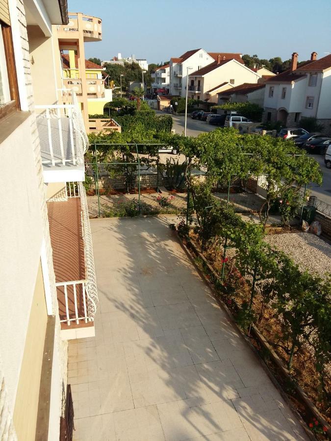Villa Feodora Biograd Na Moru Luaran gambar
